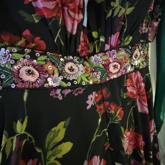 Ieena for Mac Duggal 9156 Tie Back Beaded Waist Dress , size 2 - Picture 8 of 8